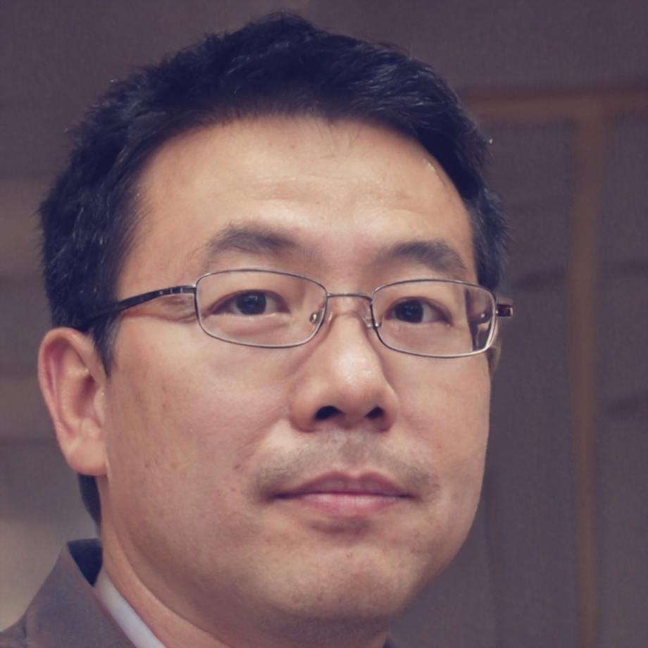 Retrato profesional de Iñaki Etxebarria, director financiero