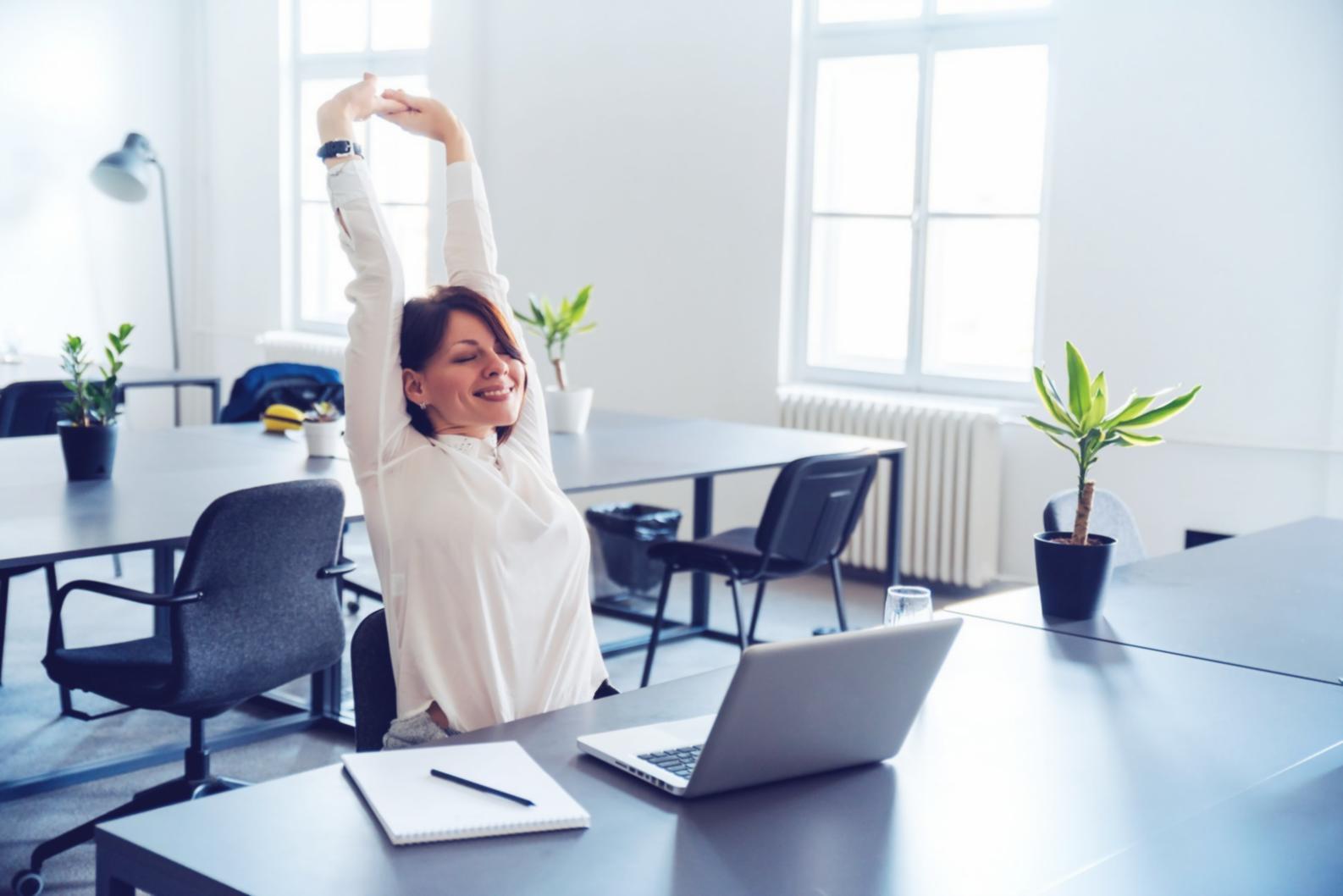 Sesión de trabajo colaborativo sobre estrategia financiera empresarial